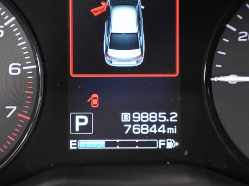 Used 2019 Subaru Crosstrek 2.0i Premium w/ Eyesight System image 14