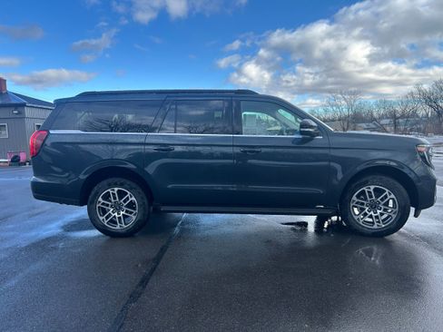 New 2026 Ford Expedition Max Active image 4