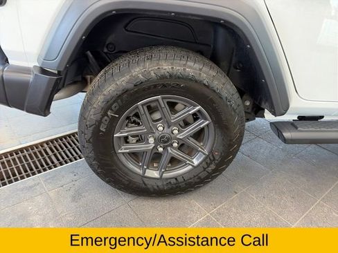Used 2024 Jeep Wrangler Sport S image 45