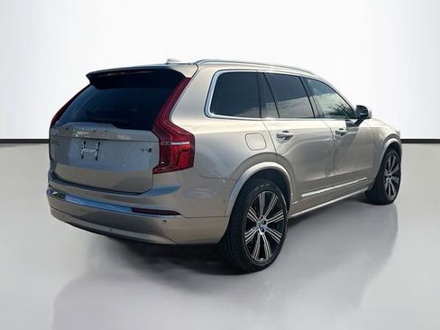 Used 2023 Volvo XC90 B6 Ultimate image 4