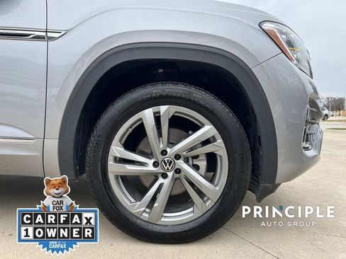 Certified 2024 Volkswagen Atlas Cross Sport SEL R-Line image 10