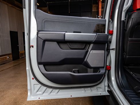 Used 2024 Ford F250 Lariat w/ Lariat Ultimate Package AWD/4WD image 37