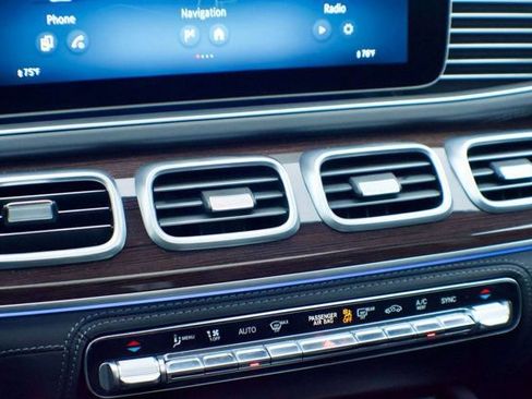 Used 2024 Mercedes-Benz GLE 63 AMG S image 35