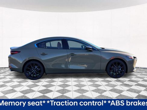 Used 2025 MAZDA MAZDA3 s image 11