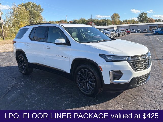 Used 2022 Chevrolet Traverse RS w/ LPO, Floor Liner Package FWD image 10