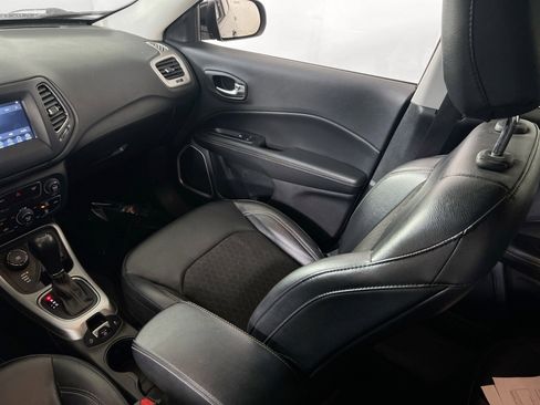 Used 2020 Jeep Compass Latitude w/ Popular Equipment Group image 22