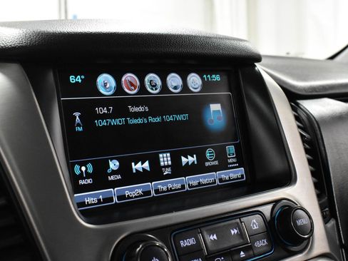 Used 2017 GMC Yukon SLT image 17