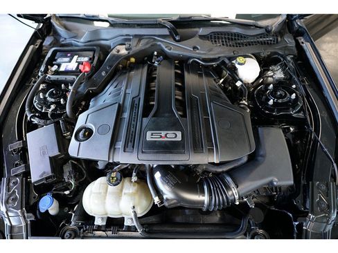 Used 2022 Ford Mustang GT RWD image 10