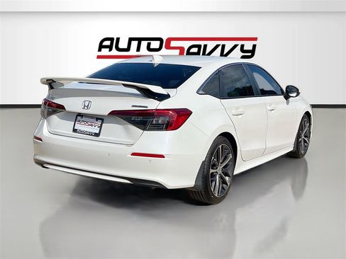 Used 2024 Honda Civic Touring image 7