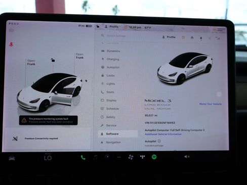 Used 2022 Tesla Model 3 Long Range AWD/4WD image 18