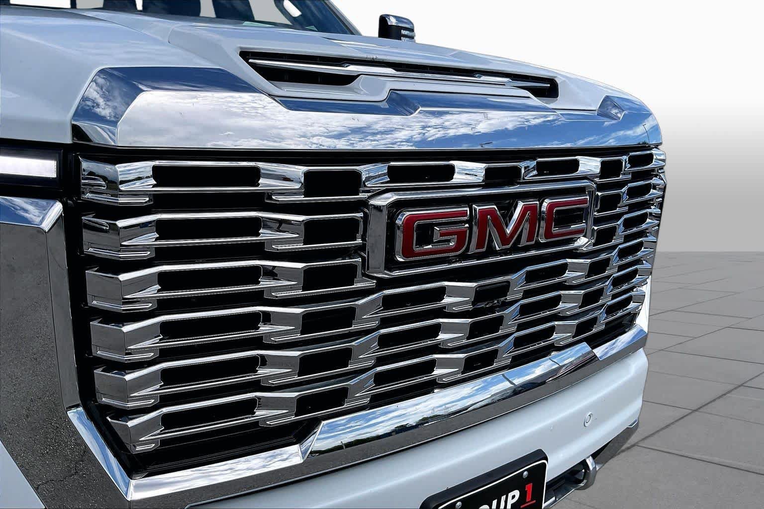 Used 2026 GMC Sierra 2500 Denali w/ Denali Reserve Package AWD/4WD image 30