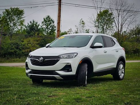 Used 2023 Buick Encore GX Preferred w/ Cold Weather Comfort Package AWD/4WD image 8