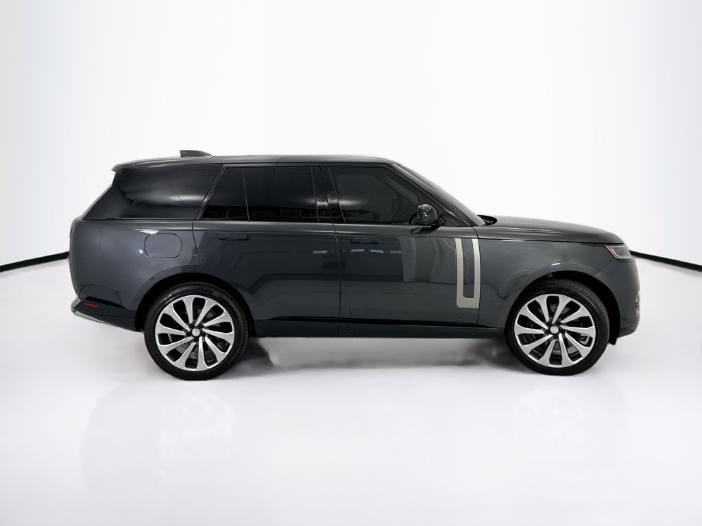Certified 2023 Land Rover Range Rover SE AWD/4WD image 4