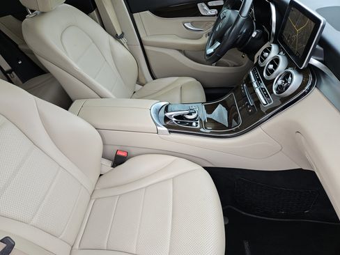 Used 2016 Mercedes-Benz GLC 300 image 14
