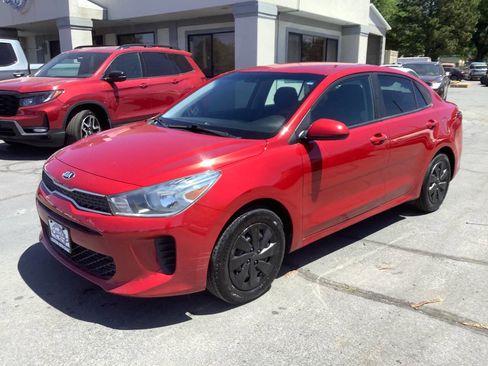 Used 2020 Kia Rio S FWD image 2