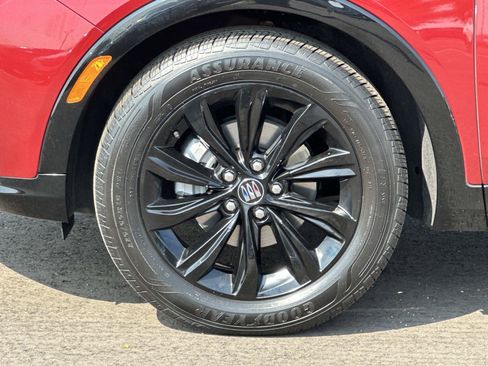 Certified 2024 Buick Envista Sport Touring w/ Convenience I Package FWD image 8