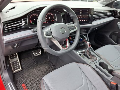 Used 2026 Volkswagen Jetta GLI Autobahn image 27