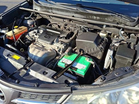 Used 2013 Toyota RAV4 XLE image 33