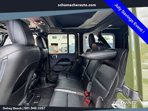 Used 2023 Jeep Wrangler Unlimited Sahara AWD/4WD image 13