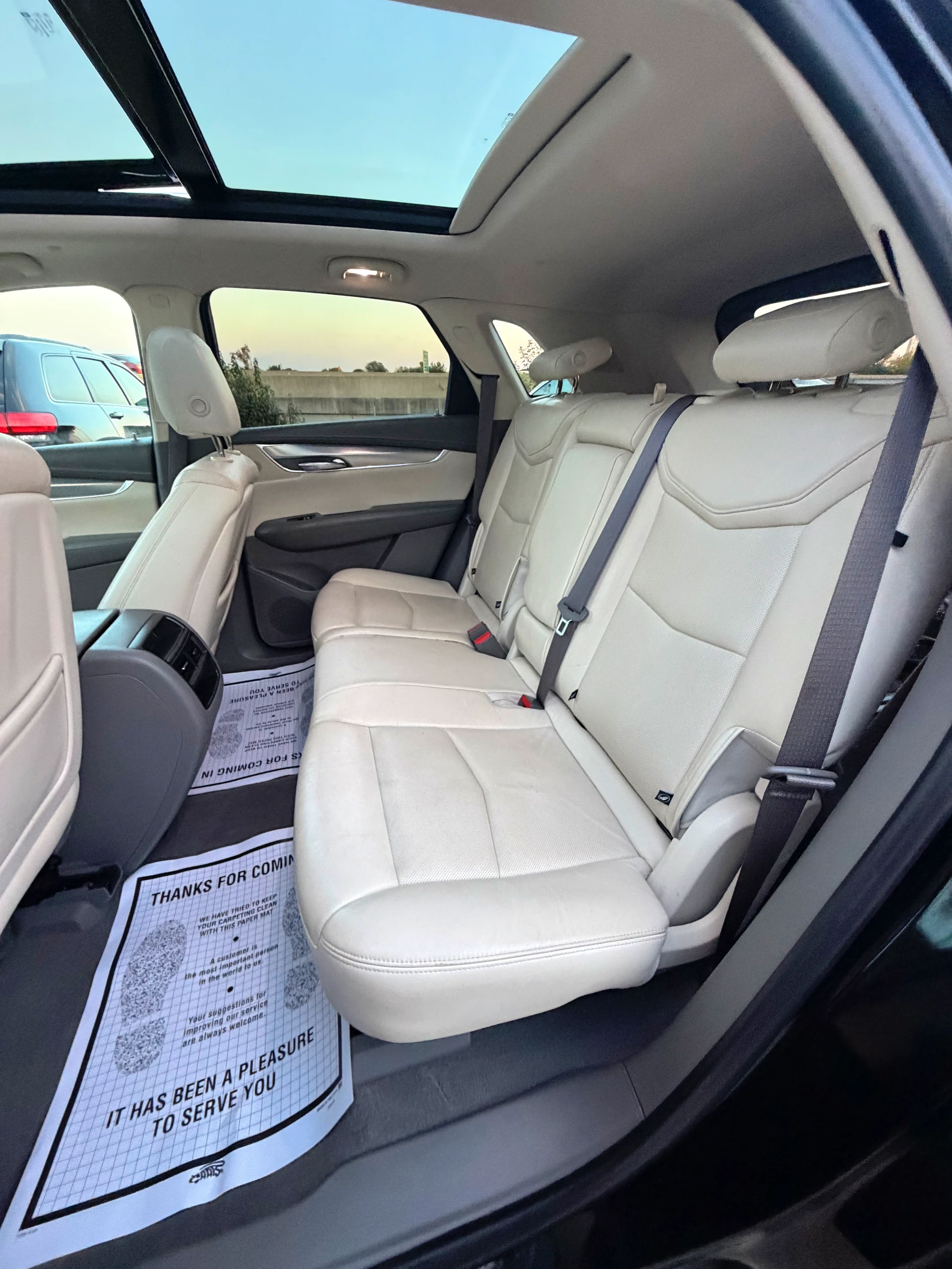 Used 2019 Cadillac XT5 Luxury AWD/4WD image 16