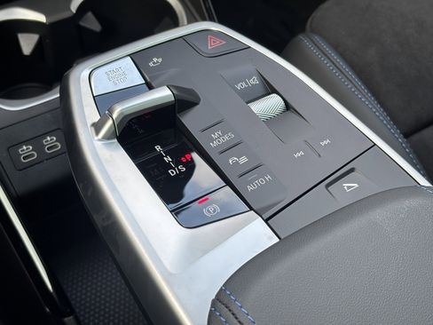 New 2026 BMW X2 xDrive28i w/ Technology Package image 13