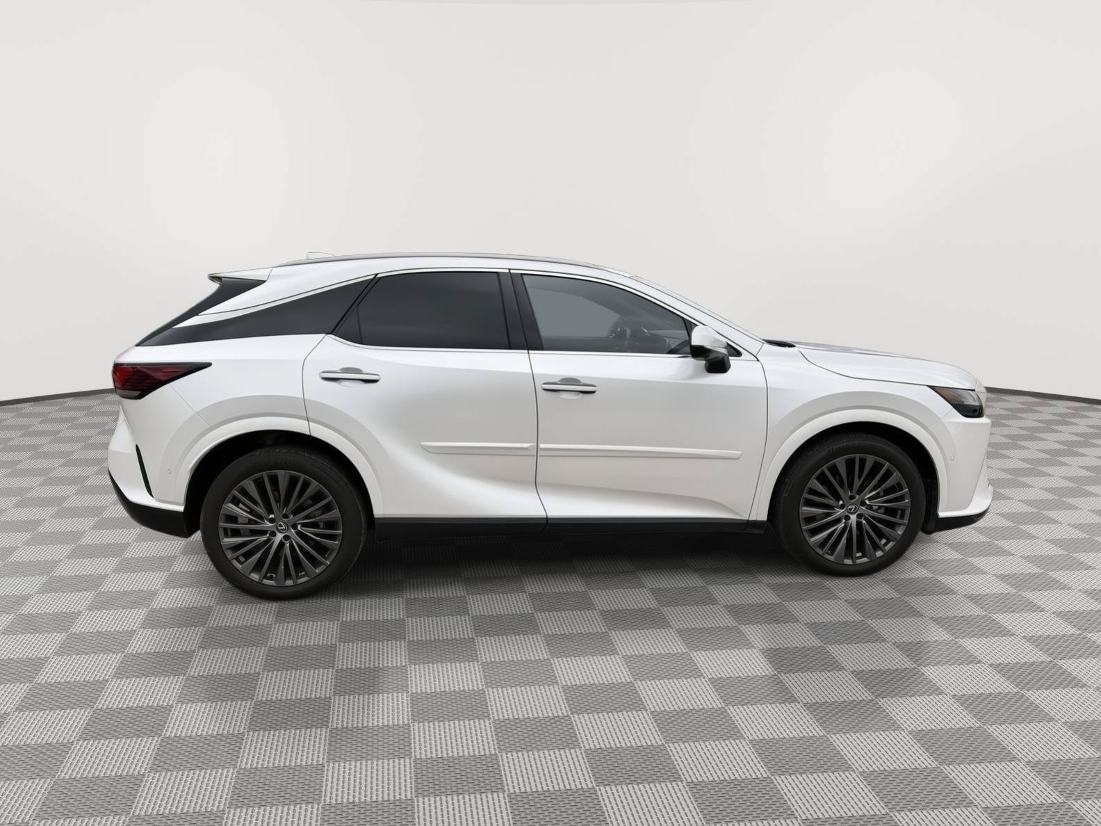 Used 2023 Lexus RX 350 AWD w/ Accessory Package image 9