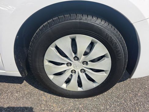 Used 2009 Honda Accord LX image 20