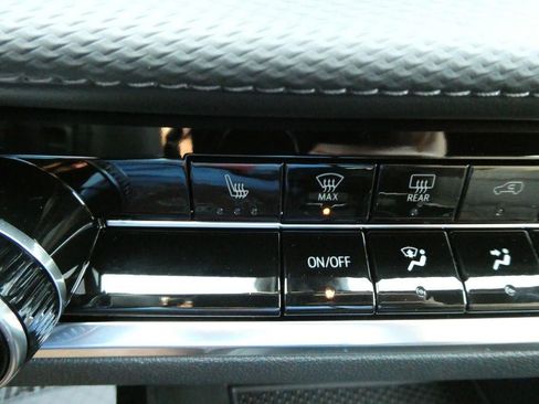 New 2027 Chevrolet Equinox LT AWD/4WD image 24