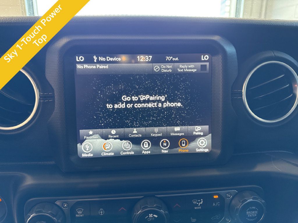 Used 2022 Jeep Wrangler Unlimited Sahara w/ Cold Weather Group AWD/4WD image 14