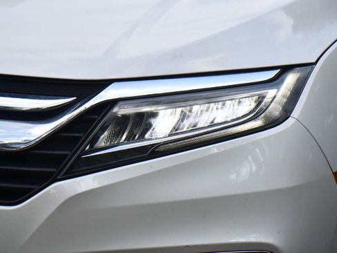 Used 2019 Honda Odyssey Elite image 4