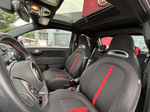 Used 2019 FIAT 500 Abarth w/ Popular Equipment Package FWD image 27