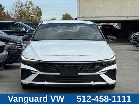Used 2025 Hyundai Elantra SEL FWD image 7