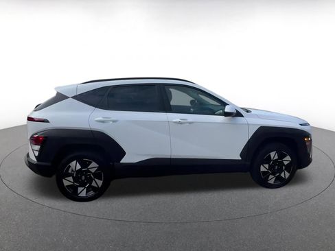 Used 2025 Hyundai Kona SEL image 16