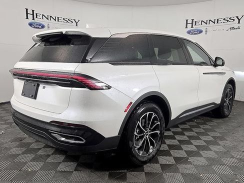 Used 2026 Lincoln Nautilus Premier w/ Equipment Group 102A AWD/4WD image 4