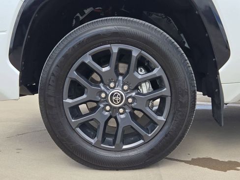 Used 2023 Toyota Tundra Platinum w/ Advanced Package image 13