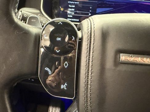 Used 2020 Land Rover Range Rover Autobiography image 17