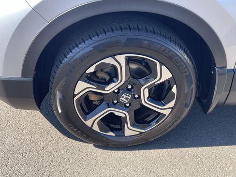 Used 2018 Honda CR-V Touring image 9