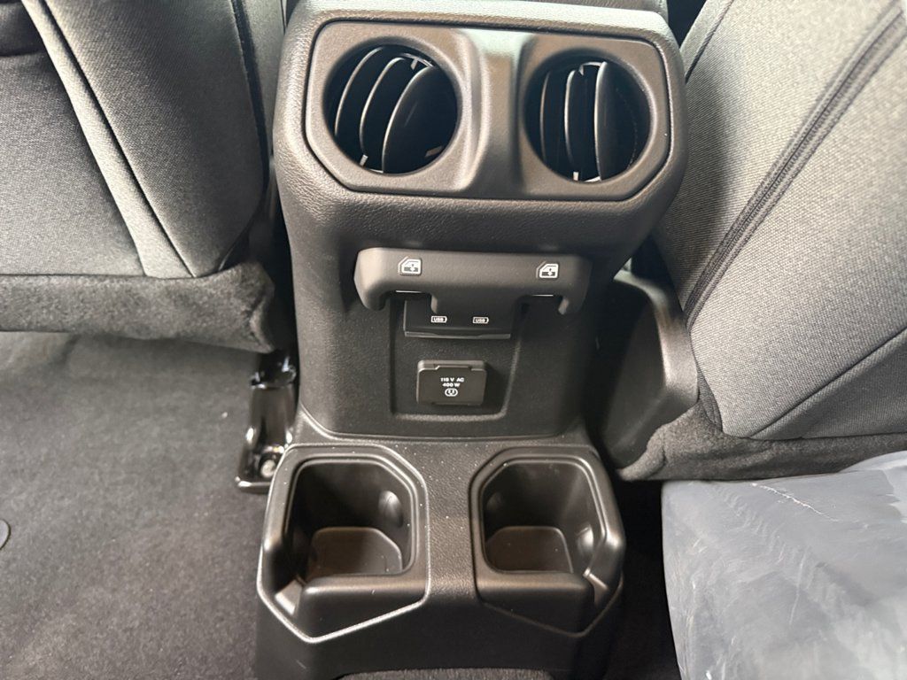 New 2025 Jeep Gladiator Sport AWD/4WD image 27