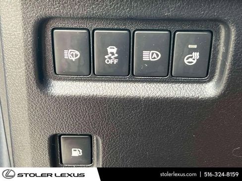 Certified 2023 Lexus GX 460 Premium w/ Premium Package AWD/4WD image 20