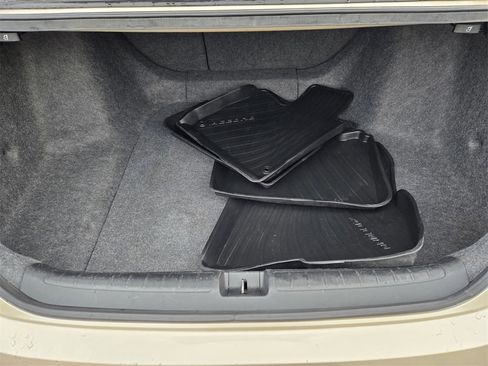 Used 2020 Honda Accord EX image 10