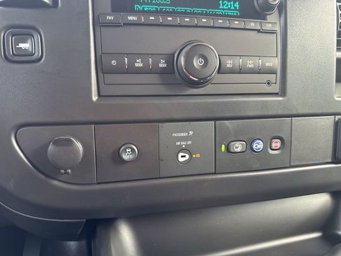 New 2025 GMC Savana 2500 Work Van w/ Driver Convenience Package image 27