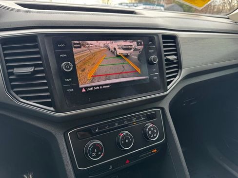 Used 2018 Volkswagen Atlas SE AWD/4WD image 18