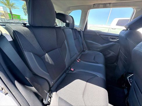 Used 2023 Subaru Forester Premium AWD/4WD image 29