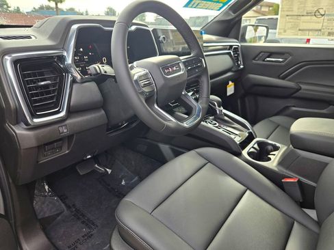 New 2026 GMC Canyon Elevation w/ Convenience Package image 11