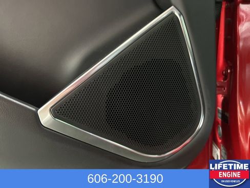 Used 2024 Jaguar F-PACE R-Dynamic S image 21