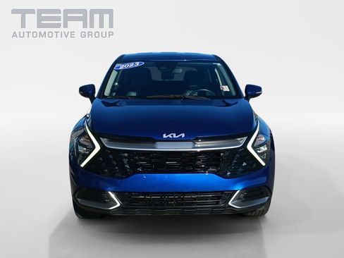 Used 2023 Kia Sportage EX image 2