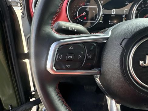 Used 2022 Jeep Wrangler Unlimited Rubicon AWD/4WD image 21