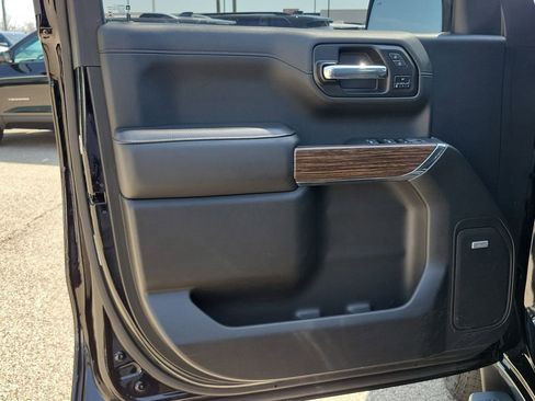 Used 2021 Chevrolet Silverado 1500 High Country image 20