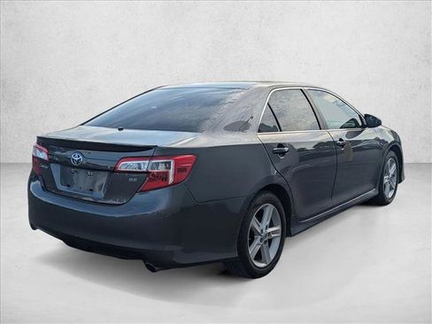 Used 2012 Toyota Camry SE FWD image 5