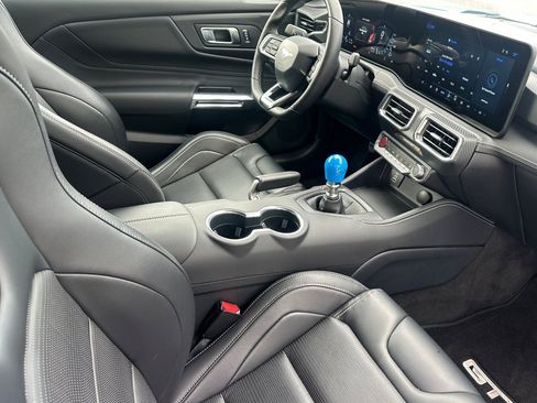 Used 2025 Ford Mustang GT Premium w/ GT Performance Package image 14